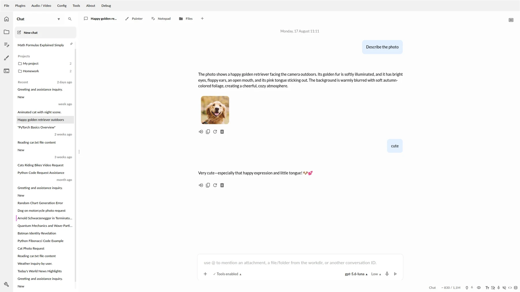 PyGPT: interfaz de conversación en el tema claro.